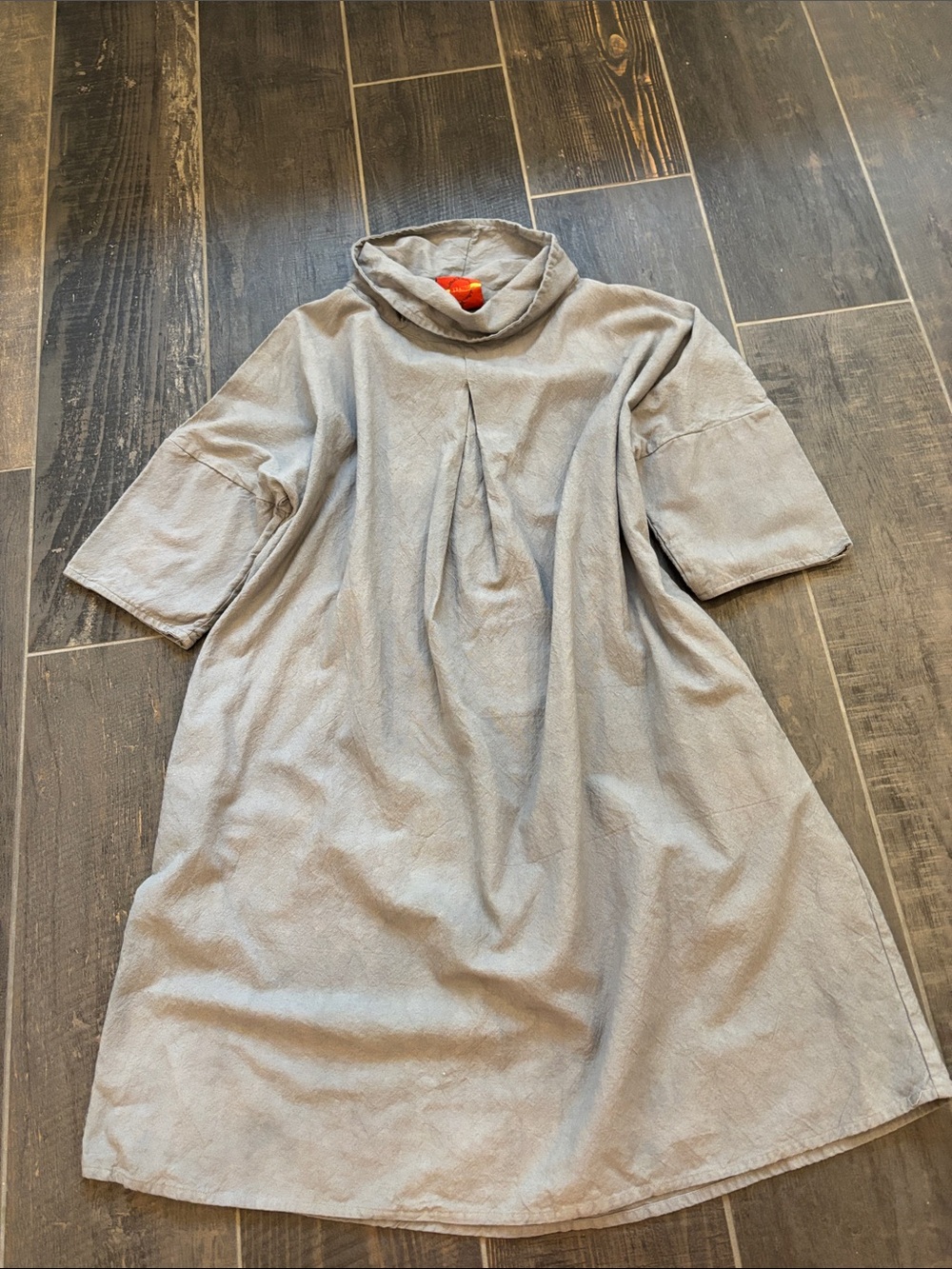 Relaxed High-Neck Gray Women’s Dress